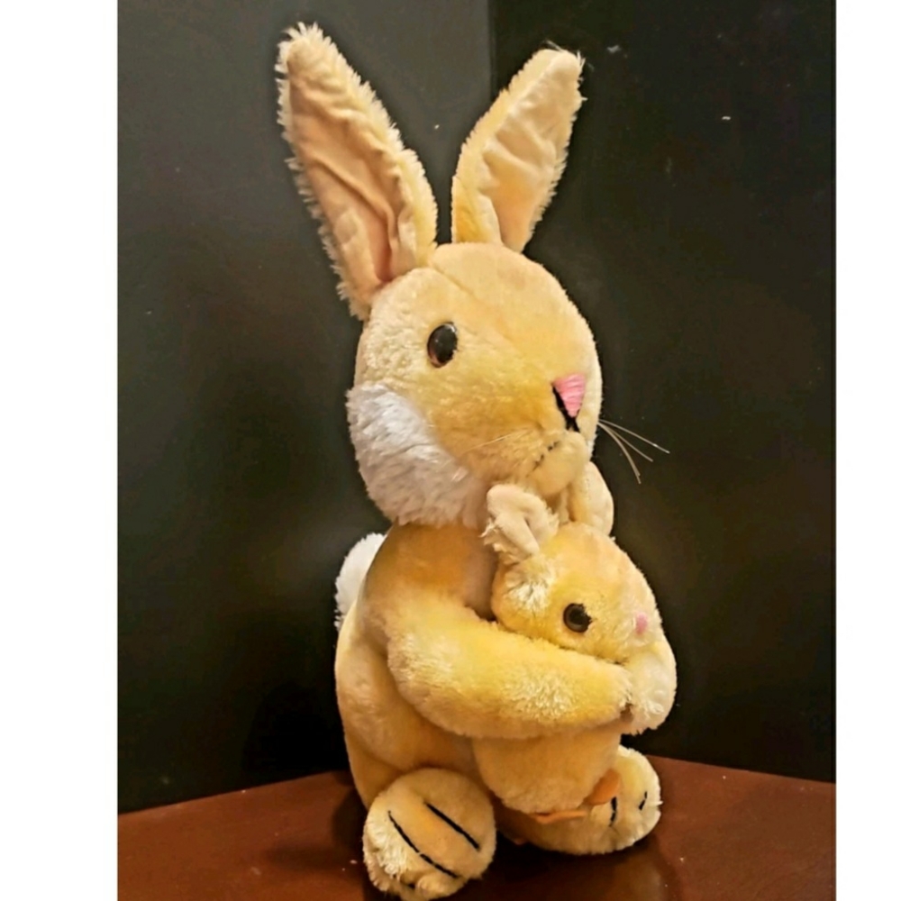 Vintage 1976 Dakin Rabbit Bunny Mam w/Baby Stuffed Plush Toy Yellow 12"